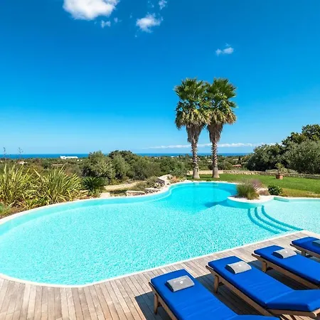 Flavia * ポリニャーノ・ア・マーレ